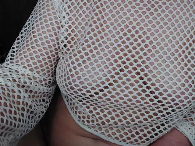 -Alyonushka- on BongaCams 