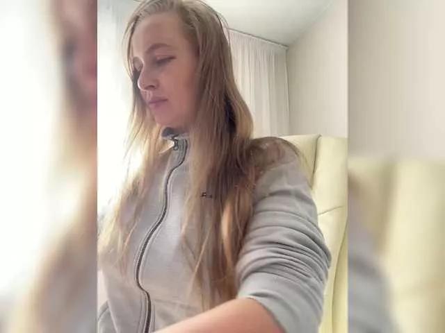 -Jolly- on BongaCams 