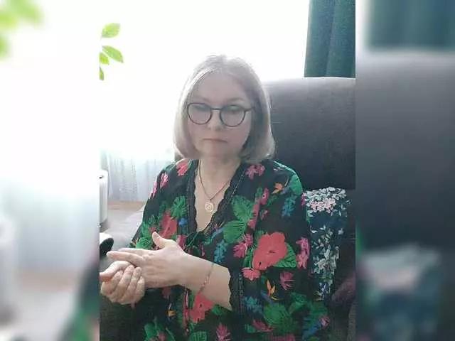 Adiline on BongaCams 