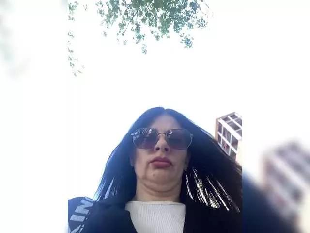 Afinakaroli83 on BongaCams 
