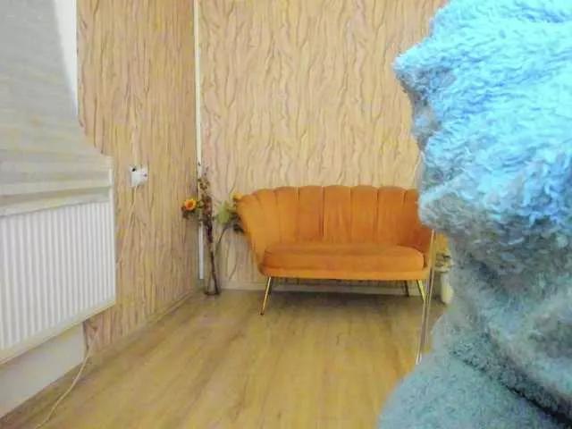 AishaRouhi on BongaCams 