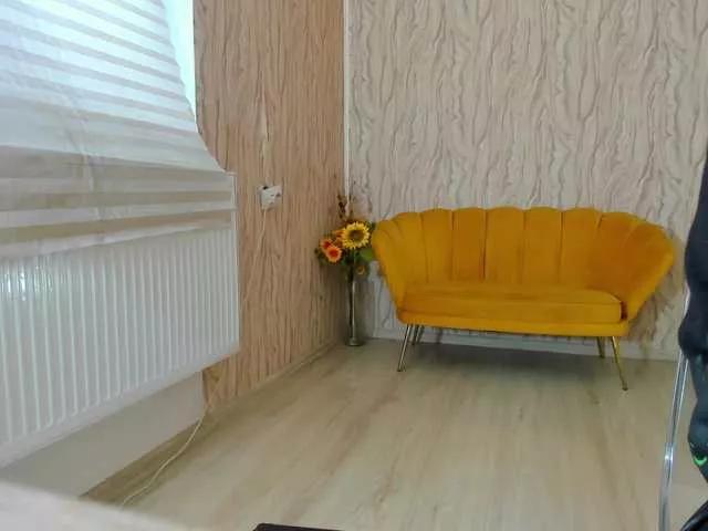 AishaRouhi on BongaCams 