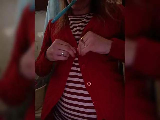 Alenushka888 on BongaCams 