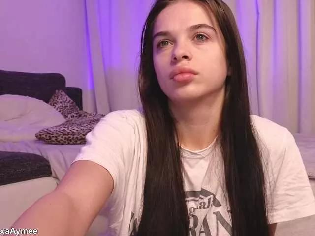 AlexaAimee on BongaCams 
