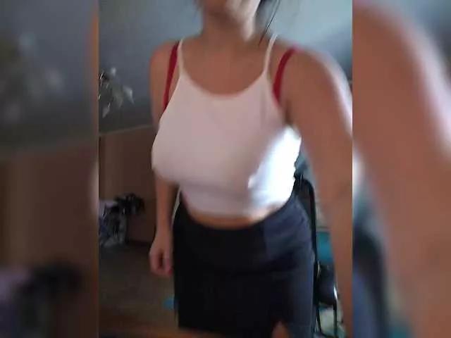 AlicaMiller on BongaCams 