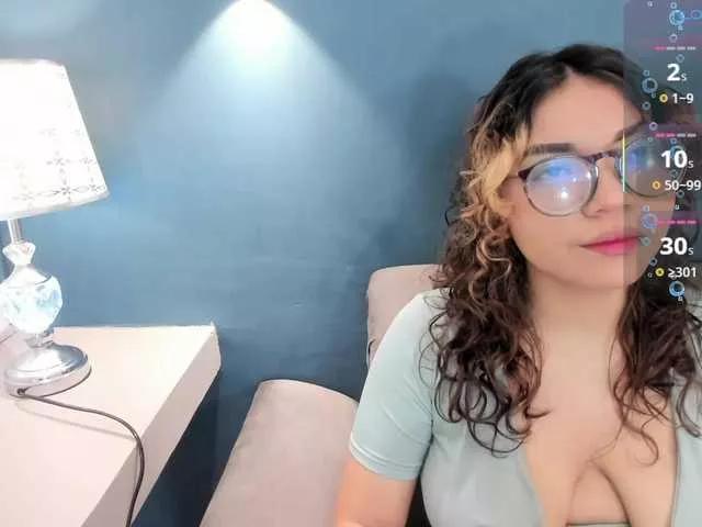 Alicecamxx on BongaCams 