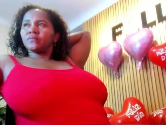 AliciaMilf on BongaCams 