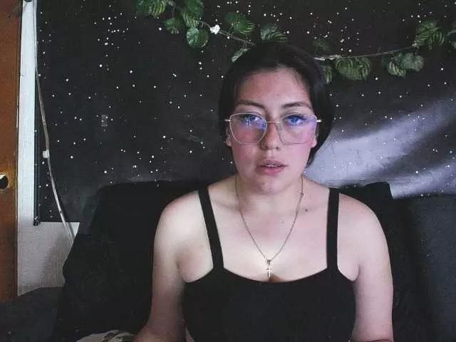 alison1516 on BongaCams 