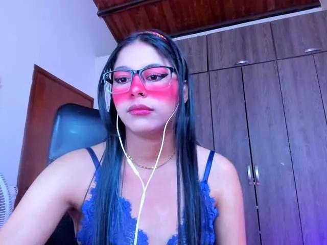 ALYSSON18 on BongaCams 