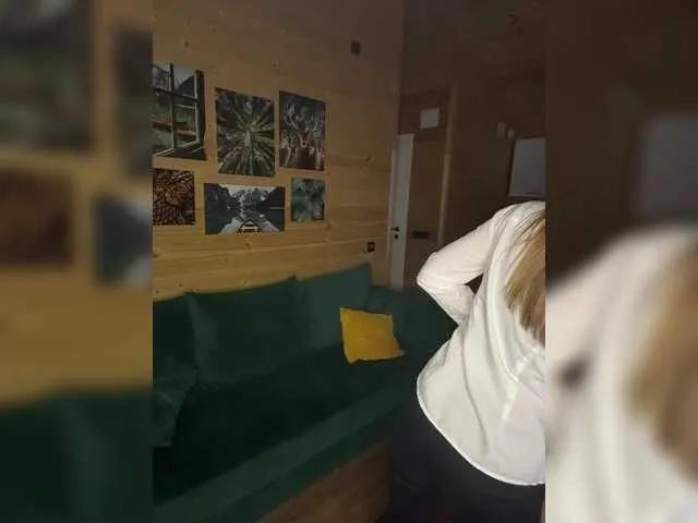 ann-den on BongaCams