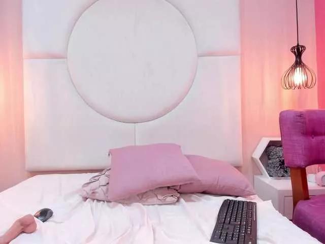 Anniie-Sweet on BongaCams 