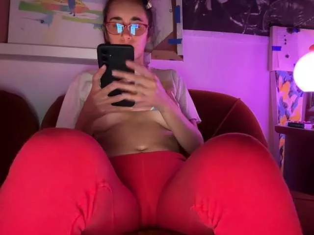 AntoniaDilune on BongaCams 