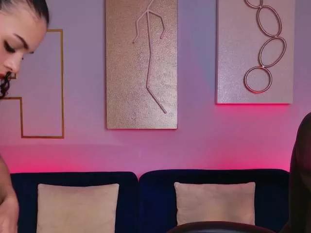 AprilRhodes on BongaCams 
