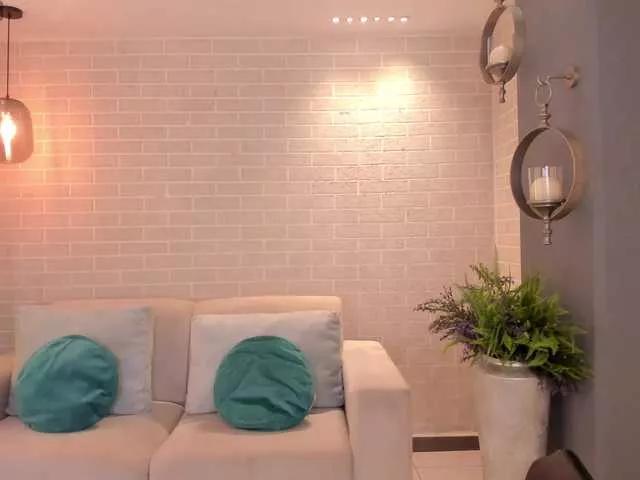 ArianaDumont on BongaCams 