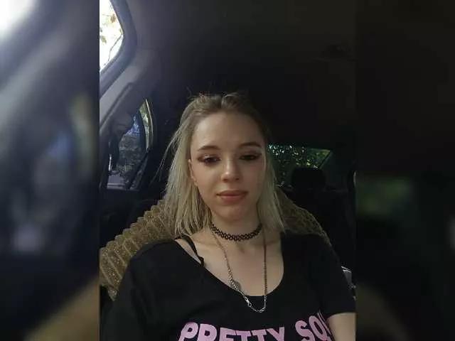 AsyaMi on BongaCams 
