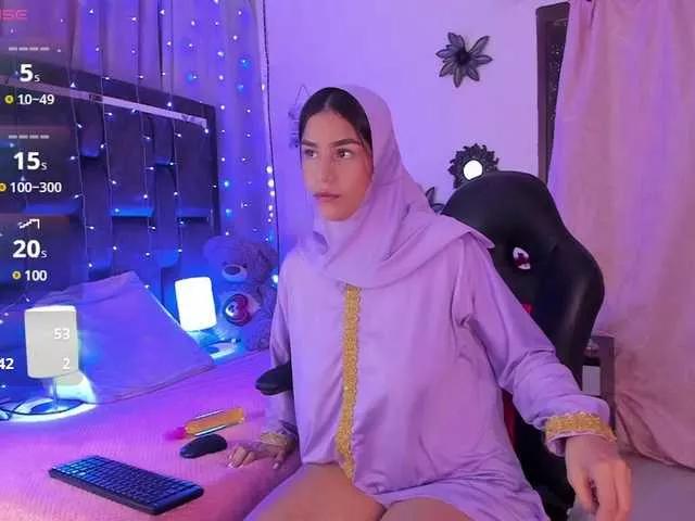 BasimaChauriye on BongaCams 