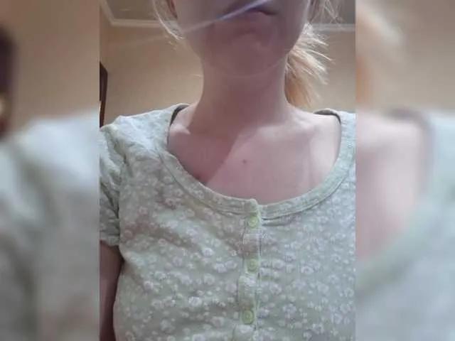 Cute Belosneshkaaaaaa from BongaCams Belosneshkaaaaaa from BongaCams