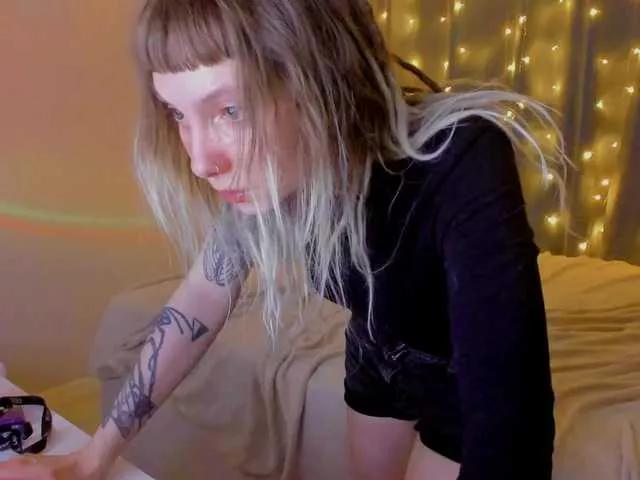 BeyondTheUsual on BongaCams 