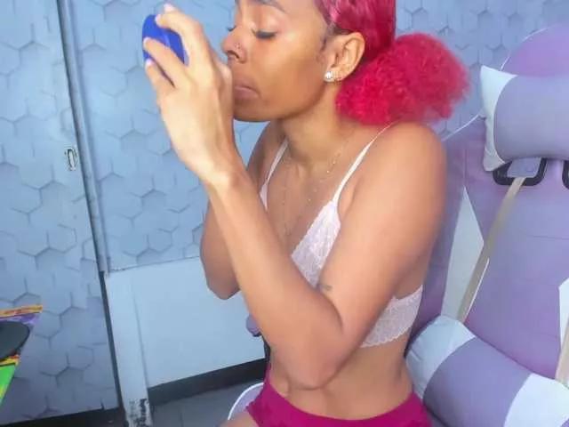 Brithanyslim on BongaCams 