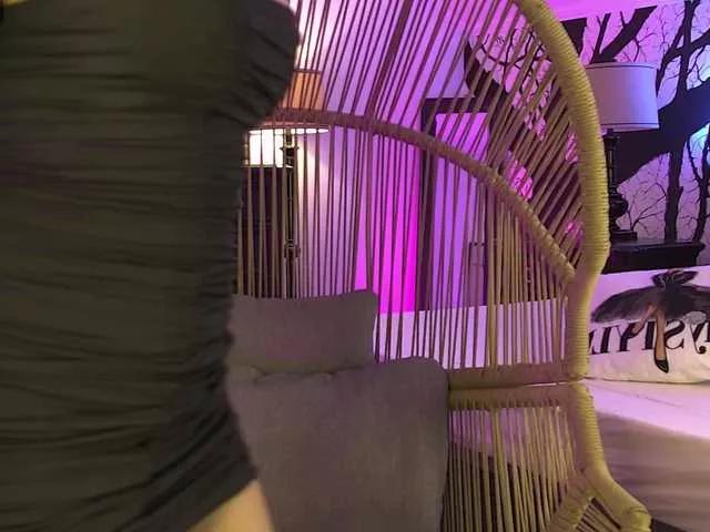 BrookeEmber on BongaCams 