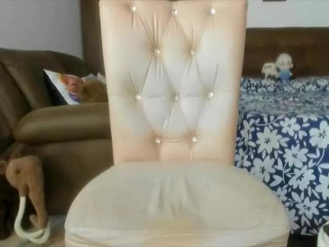 BryonySullyvan on BongaCams 