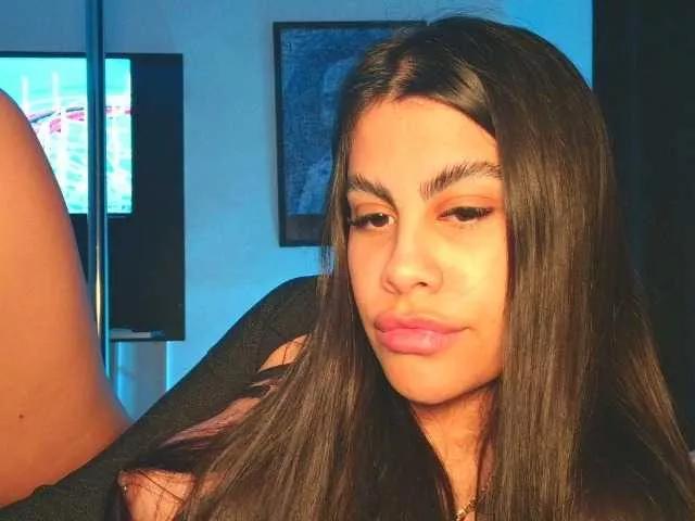 capriciousqueen on BongaCams 
