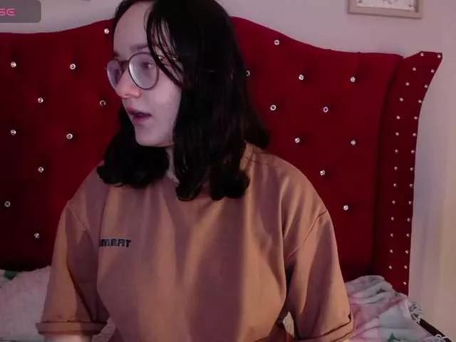 charlotte-ls on BongaCams 