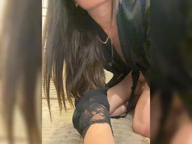 CherryLady-1 on BongaCams 