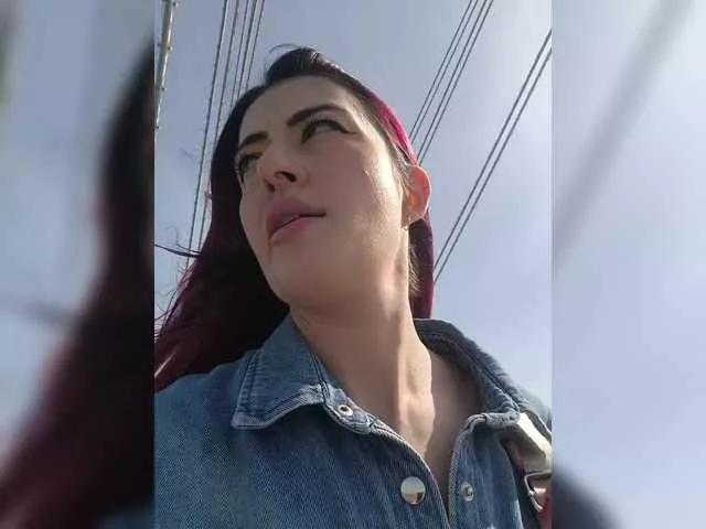 CrazyPussy07 on BongaCams 