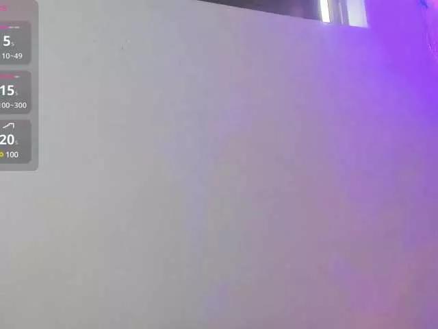 cristal899 on BongaCams 