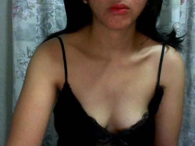 Cyah2 on BongaCams 