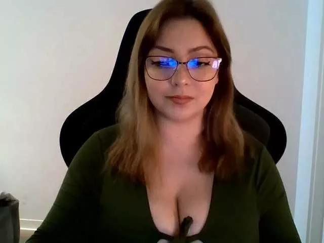 CynthiaGold on BongaCams 
