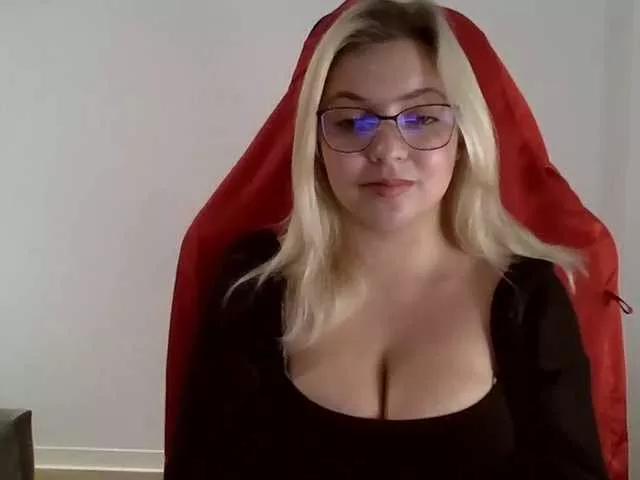 CynthiaGold on BongaCams 