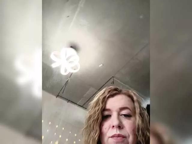 DanaSweet on BongaCams 