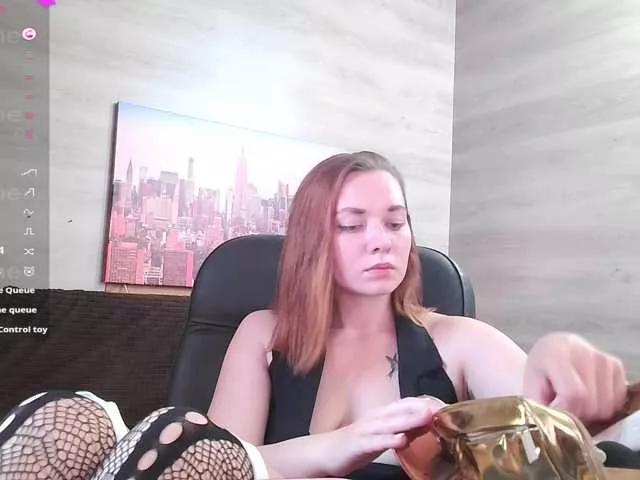 Danielea on BongaCams 