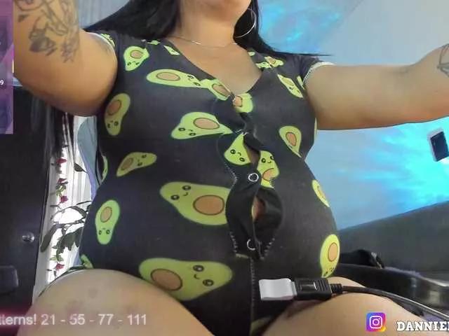 DannielaFerrer on BongaCams 