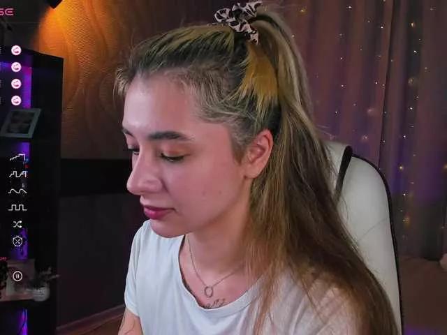 DarlaBelle on BongaCams 
