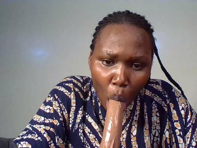 Ebonywaffle on BongaCams 