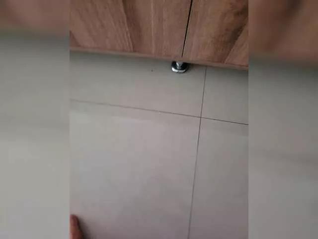 Offline electric-bae on BongaCams