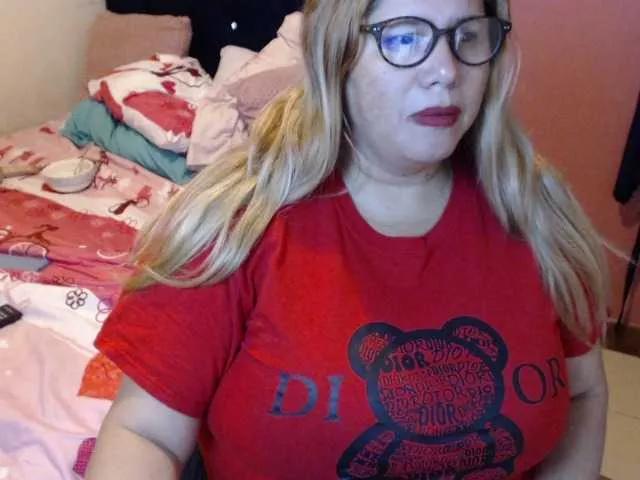 ElizabethTaylor8 on BongaCams 
