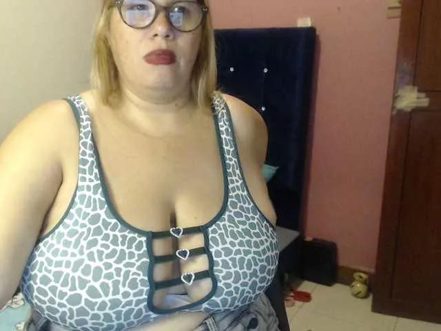 ElizabethTaylor8 on BongaCams 