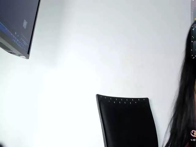Emilyjhons on BongaCams 