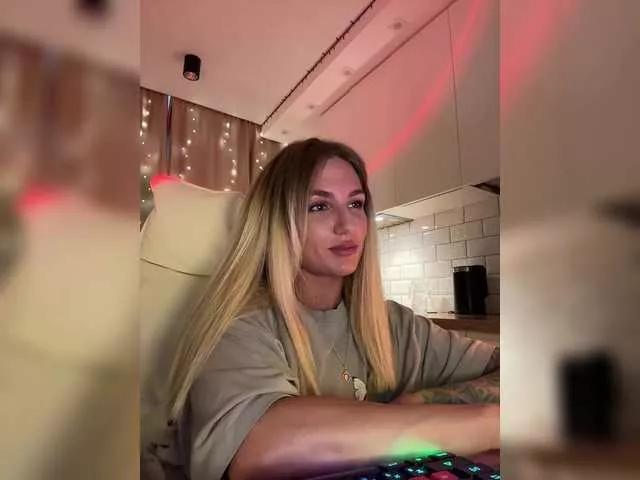 EnlivenLuv on BongaCams 