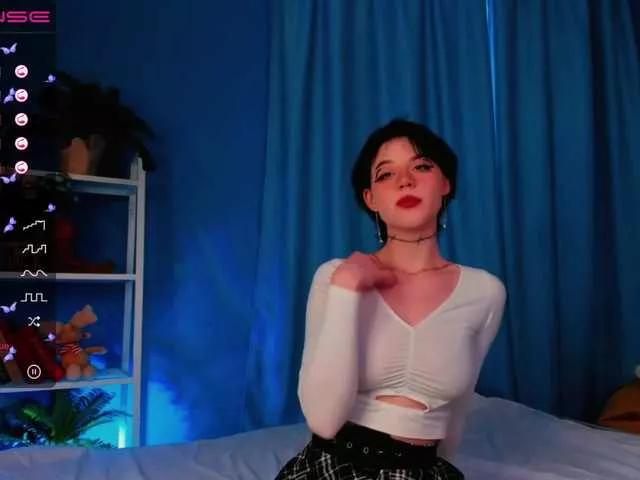 ErikaMartinez on BongaCams 