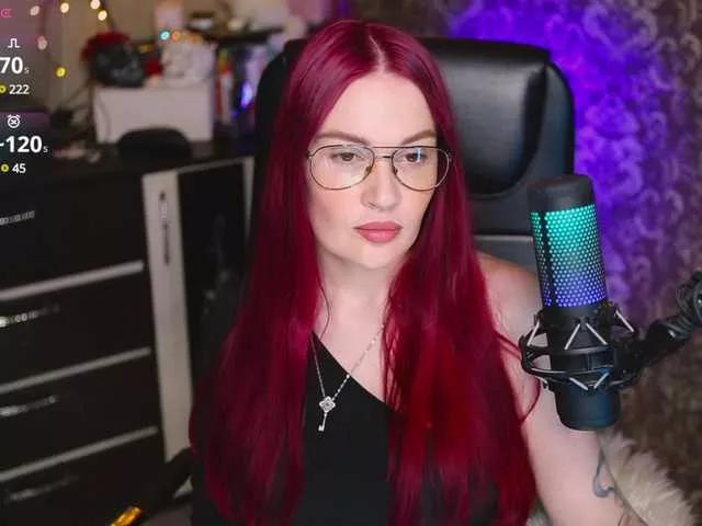 FemdomJOI on BongaCams 