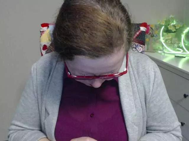 flirty-adele on BongaCams 