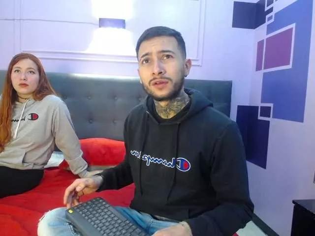 FoxyBlaze on BongaCams 