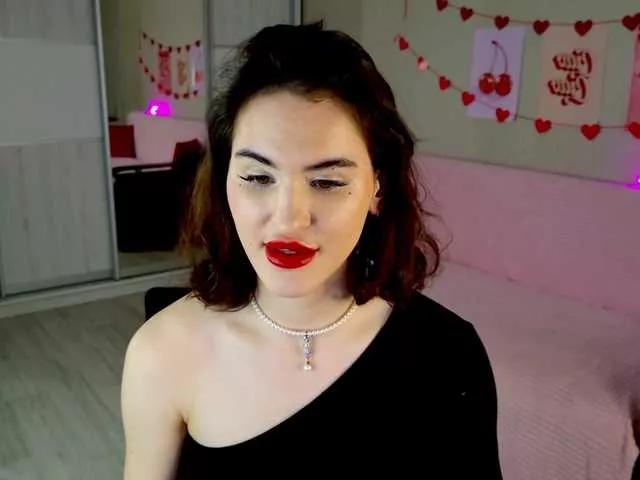 FridaCure on BongaCams 
