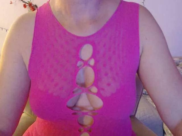 goodSnowQueen on BongaCams 