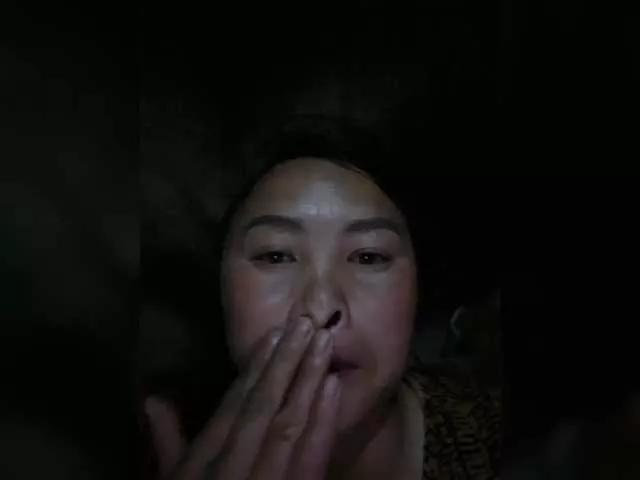 hanic on BongaCams 